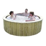 Miniatuur van Simtub 4 - Houten omkadering met hottub