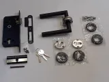 Miniatuur van Zwart klinkstel met cilinderslot