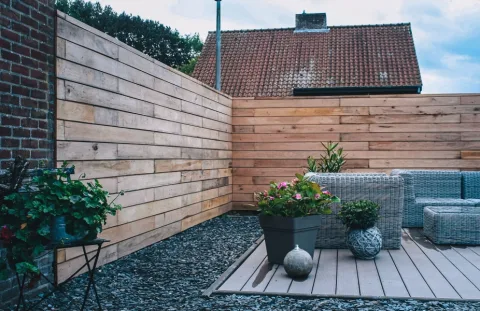 Ontdek 7 volledig gesloten tuinafsluitingen