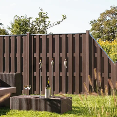Composiet Tuinscherm 'Jumbo' - Bruin