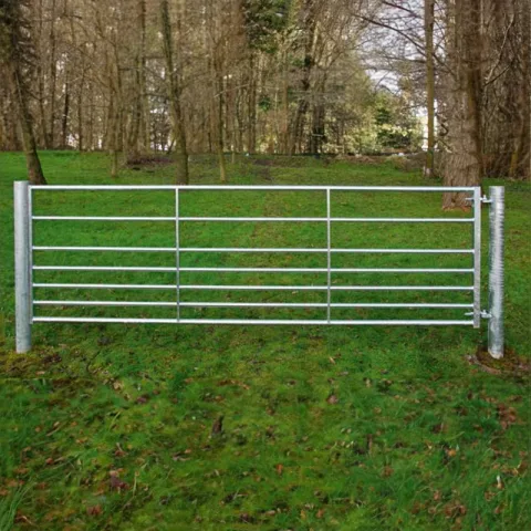Metalen weidepoort