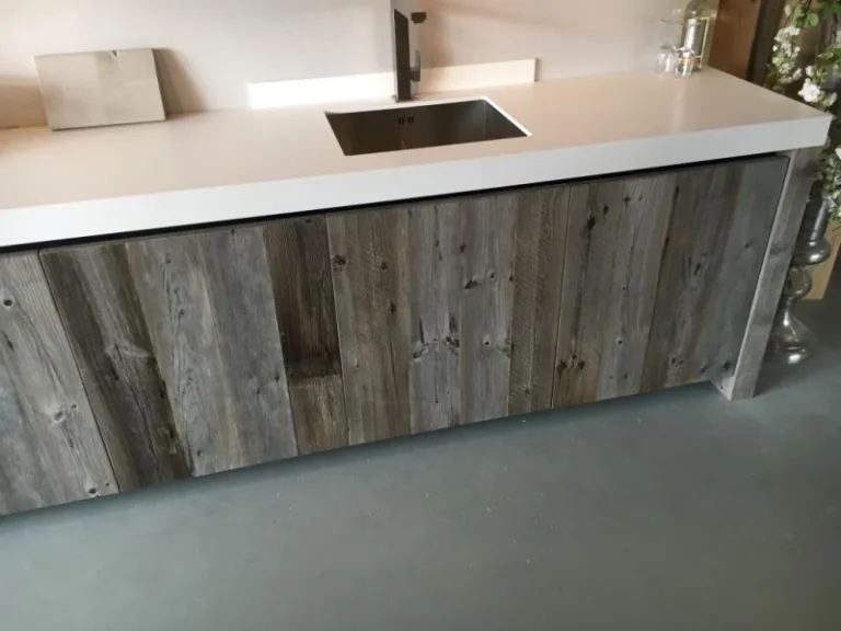 Barnwood plaat Insbruck - Naaldhout