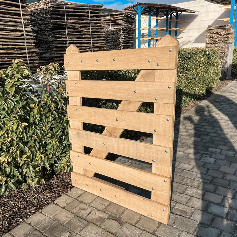 Lot 201 - Eiken waterlandhek - 130 cm hoog