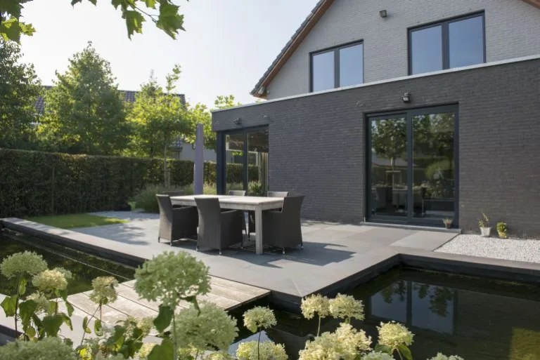 Black Slate Leisteen terrastegel - Natuurruw - 90 x 60 cm