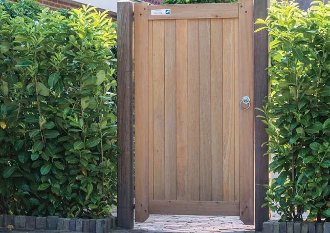 Hardhouten Tuinpoort - 'Cadiz'