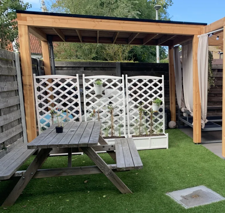 Lariks pergola ‘Syrah’ - 3 x 3 m
