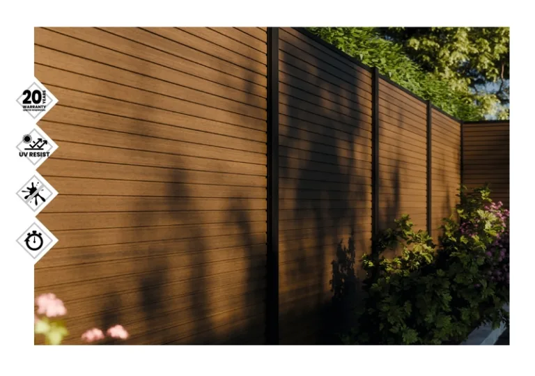 Composiet Plankenscherm 'Modern Triple' - Teak