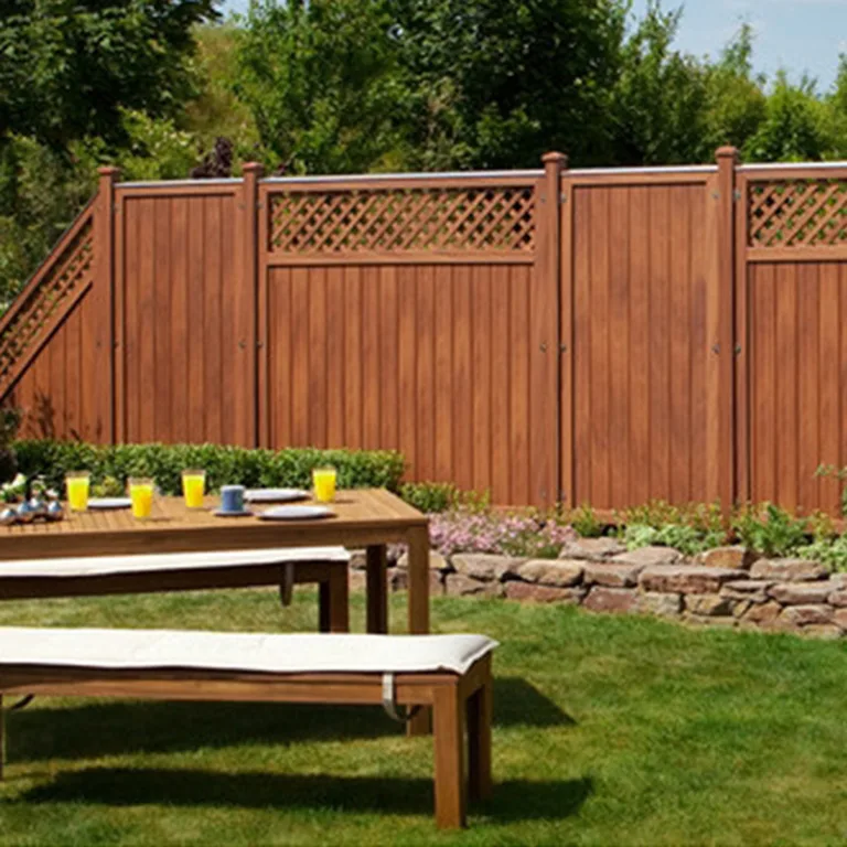 PVC Tuinscherm 'Riva' - Bruin