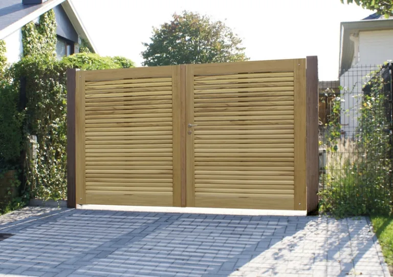 Draaipoort 'Santander' - Iroko/Padouk