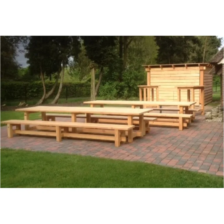 Tafel met zitbank - Douglas