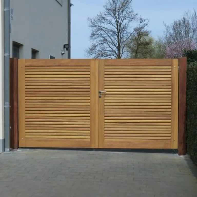 Draaipoort 'Santander' - Iroko/Padouk