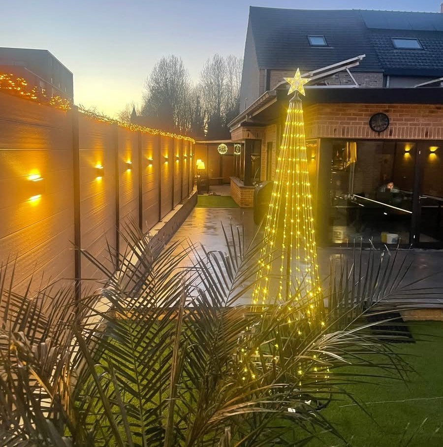 Zomerkoning 2025 / Joris uit Sint-Lievens-Houtem / Composiet tuinafsluiting