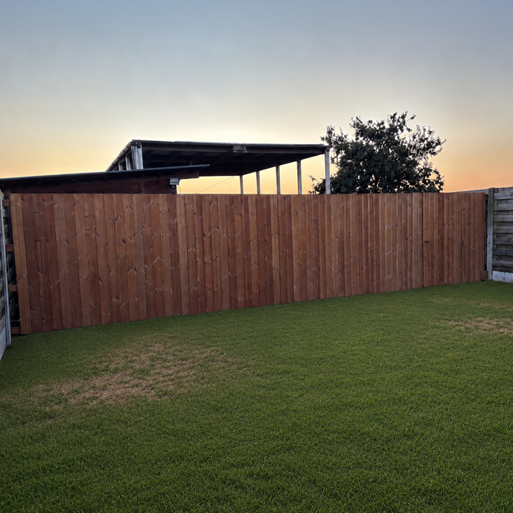 Tuinwand Thermowood - Effen verticaal 1,7 cm