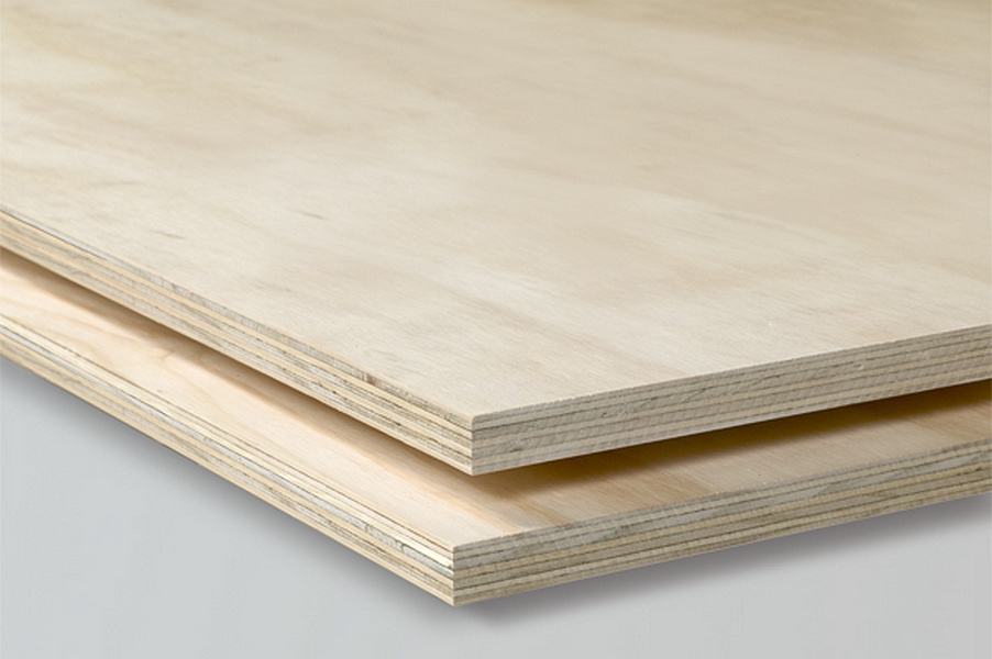Radiata Pine multiplex plaat - 244 x 122 cm